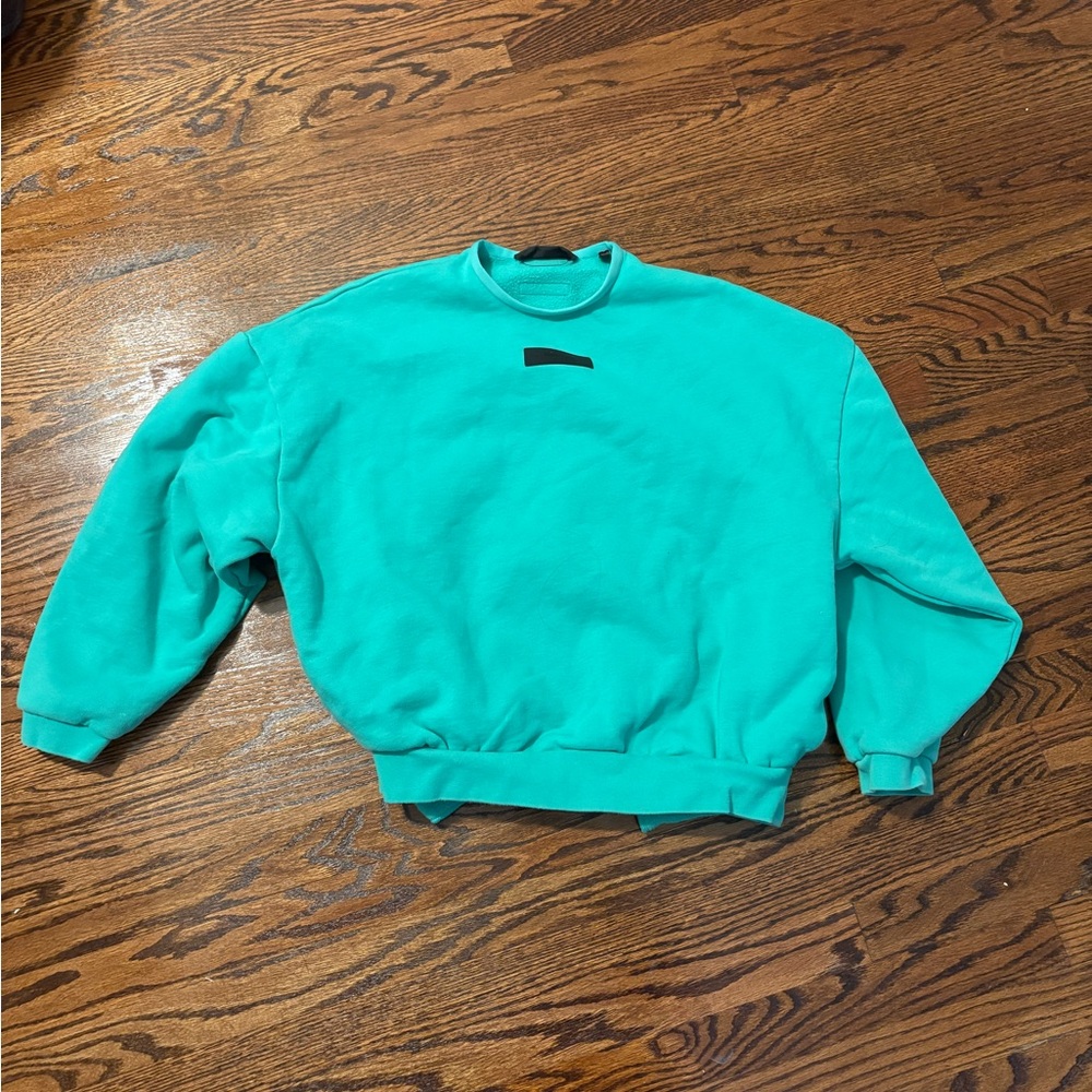 FEAR OF GOD ESSENTIALS SWEATSHIRT